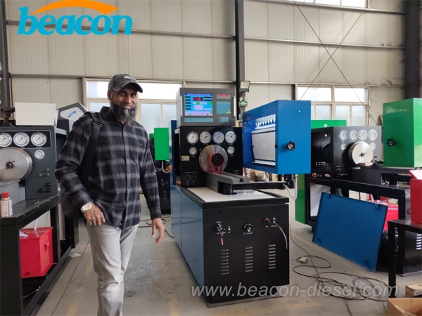 Delegación Saudí Inspecciona BC3000 y CR919, Profundizando la Cooperación en Tecnología de Pruebas de Sistemas Diésel