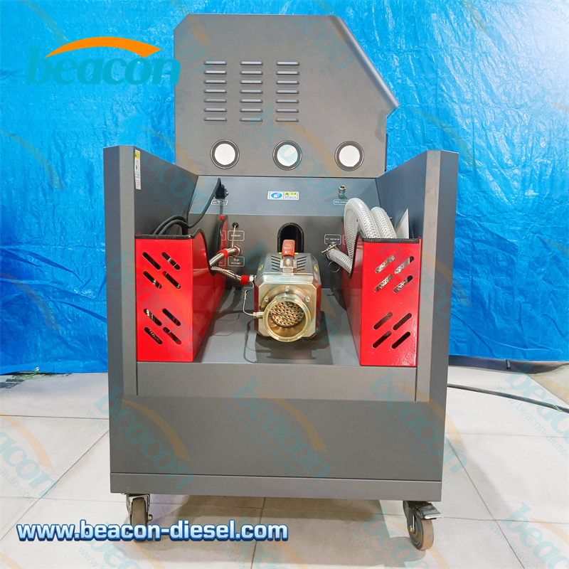 Perfil lateral del equipo de limpieza DPF mostrando la conexión de la mesa móvil.