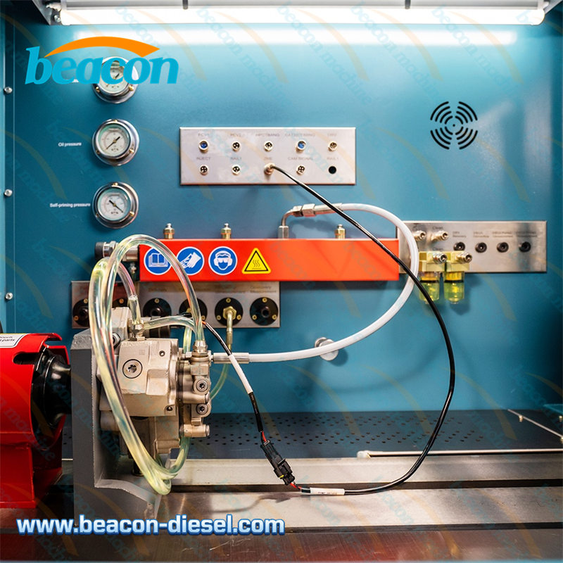 Prueba de funcionamiento de bomba de combustible de alta presión con sensores de flujo instalados