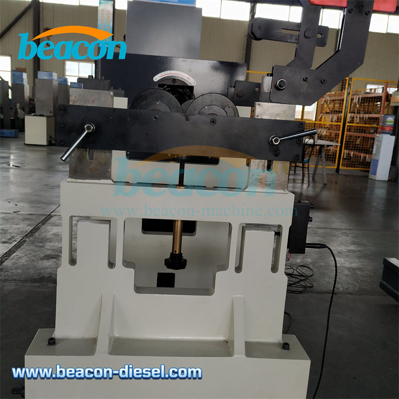 Vista lateral de la estructura de hierro fundido de la máquina de balanceo