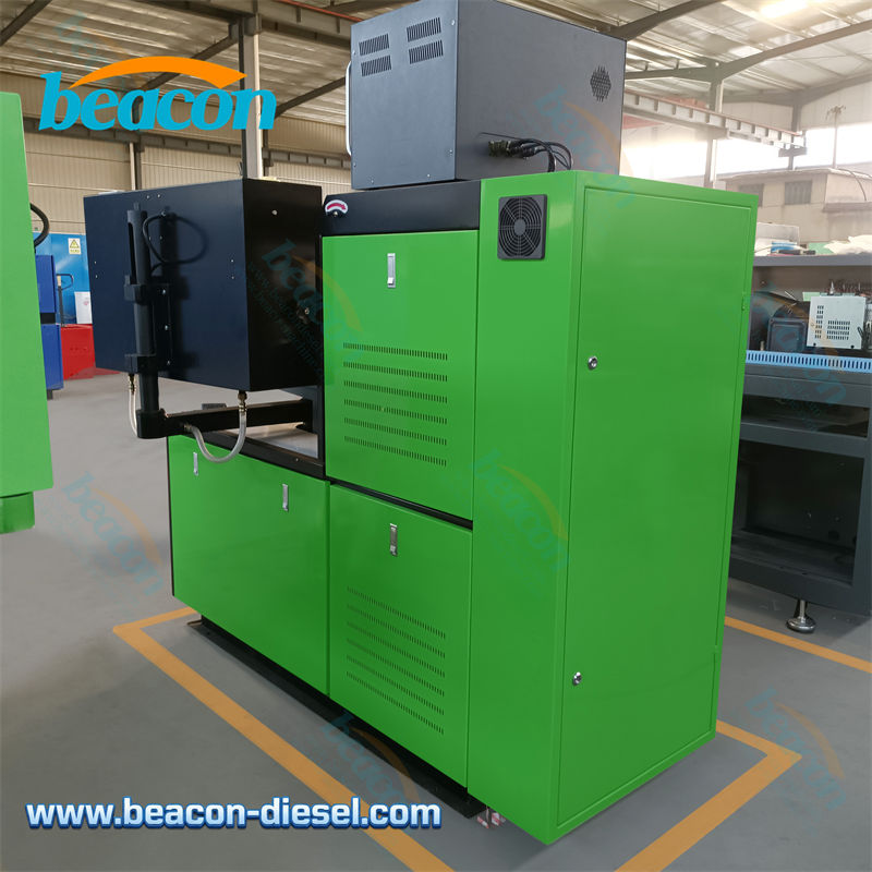 Вид сзади испытательного стенда BC4000, демонстрирующий вентиляционные отверстия и прочную конструкцию